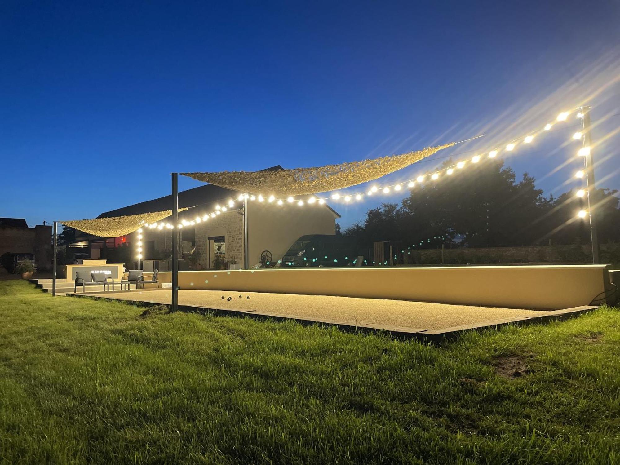 Le Lodge Spa Saint-Laurent-d'Andenay المظهر الخارجي الصورة